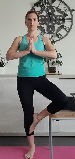 yoga chaise
